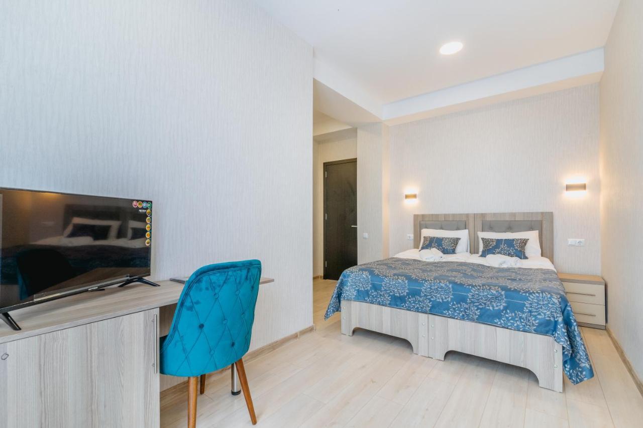 Vita Gardenia Hotel Цкалтубо Екстериор снимка