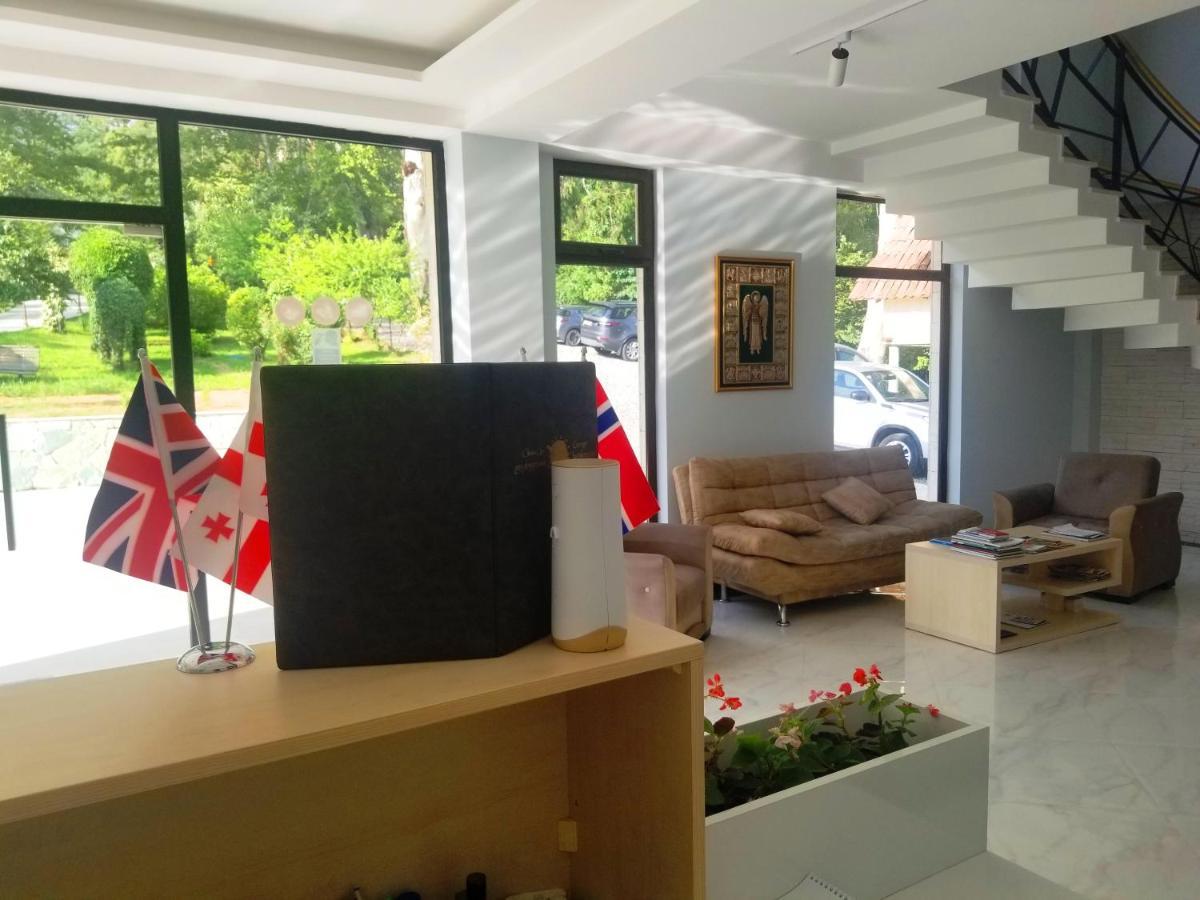 Vita Gardenia Hotel Цкалтубо Екстериор снимка